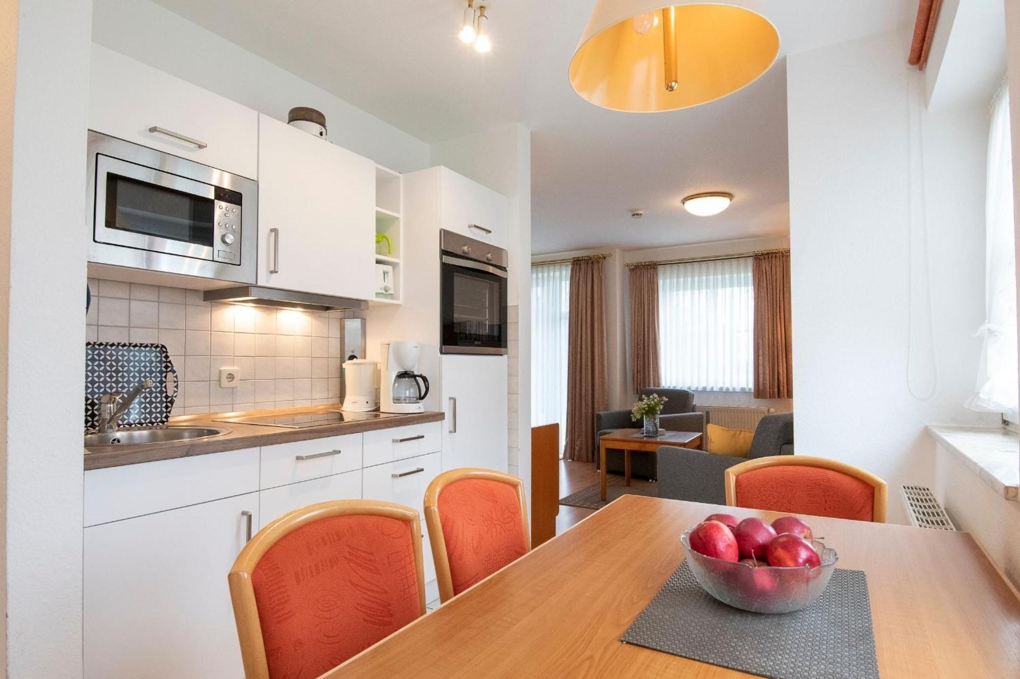 Ferienwohnung Ostseebutt Mit Terrasse Im Kaiserhof 2 Kellenhusen Esterno foto